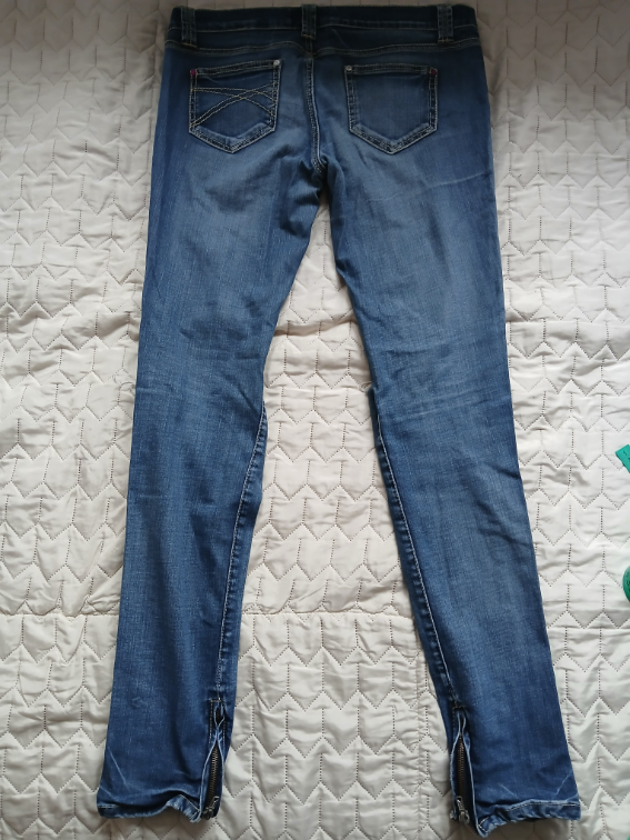 Bershka teksas iscepane farmerke, 40-42 slika #5
