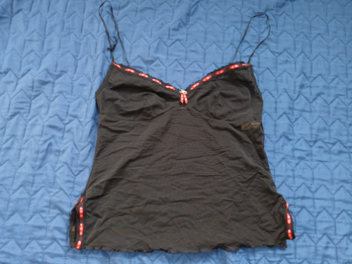 Benetton crno-crvena majica za spavanje, S