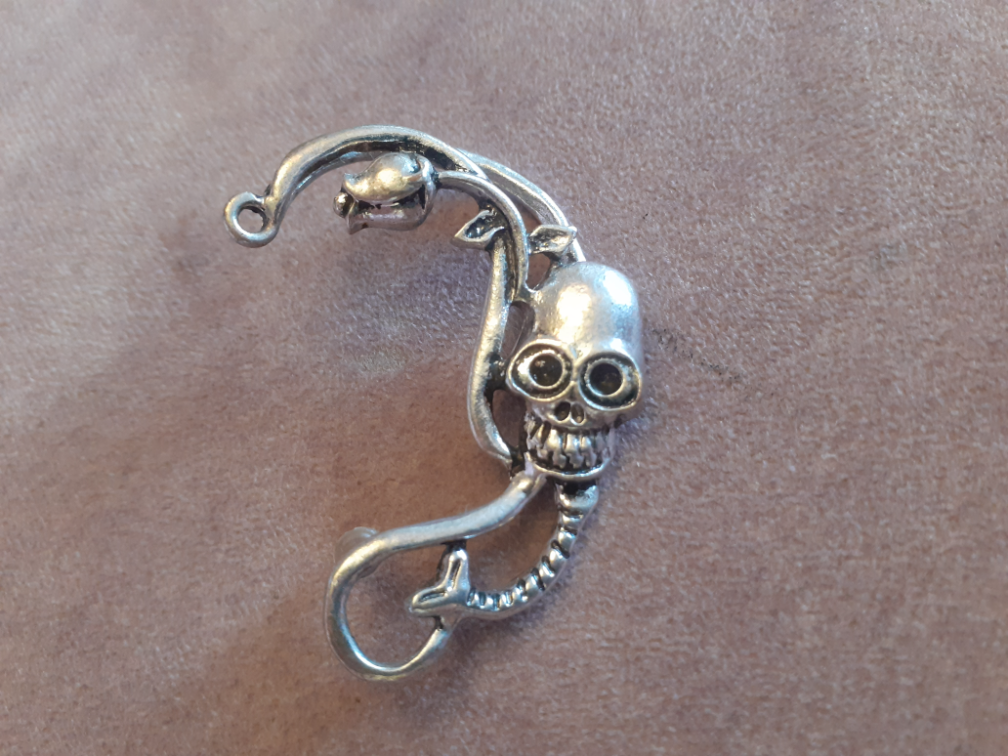 Mindjusa sa lobanjom za celo uvo slika #1