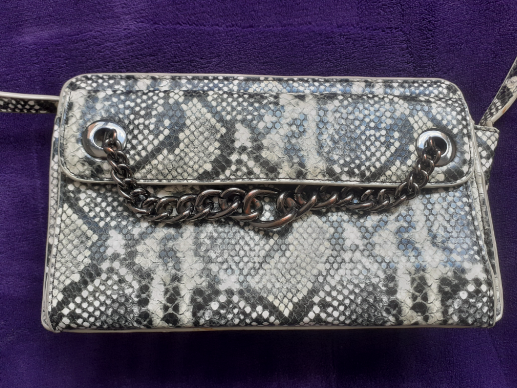 Parfois kozna torba zmijskog dezena sa lancem slika #3
