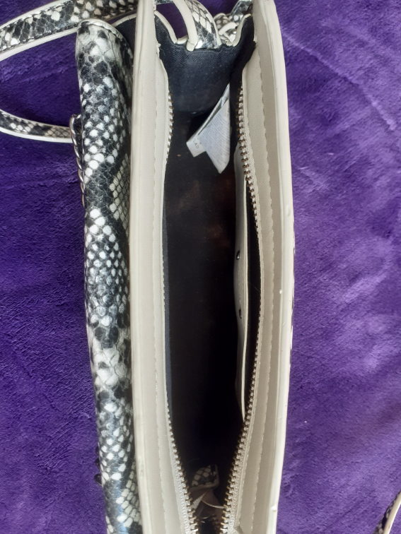 Parfois kozna torba zmijskog dezena sa lancem slika #5