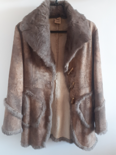 Nova bunda sa pravim zecjim krznom, L-XL