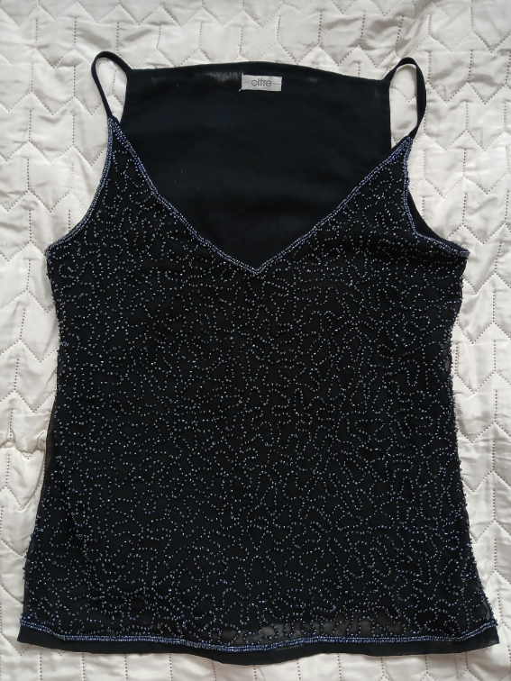 Oltre prelepa crna majica - bluza sa perlicama, M slika #1