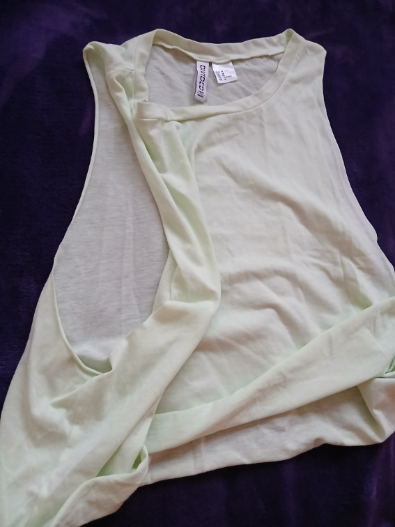 H&M Divided neon svetlo zelena crop majica, M slika #4