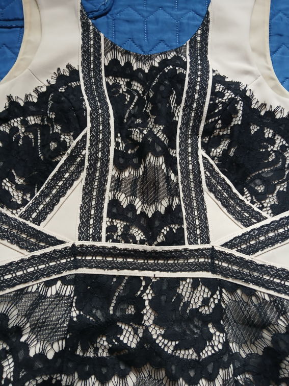 Nova H&M bež haljina sa crnom cipkom, 38 slika #2