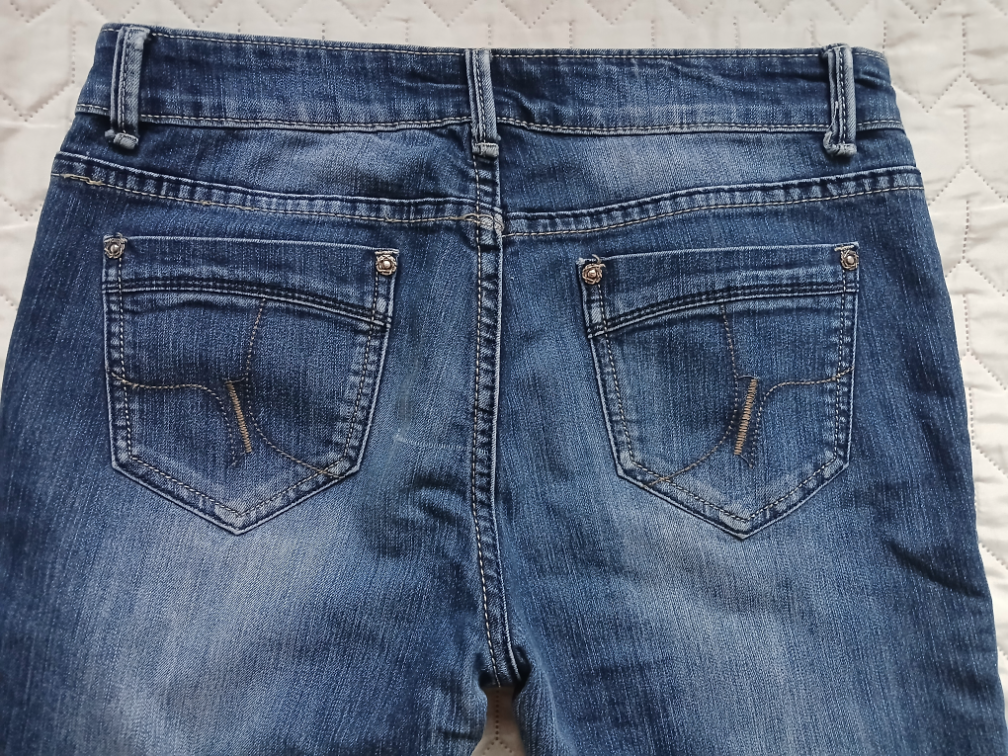 Teksas farmerke sa prelepim detaljima, L slika #5