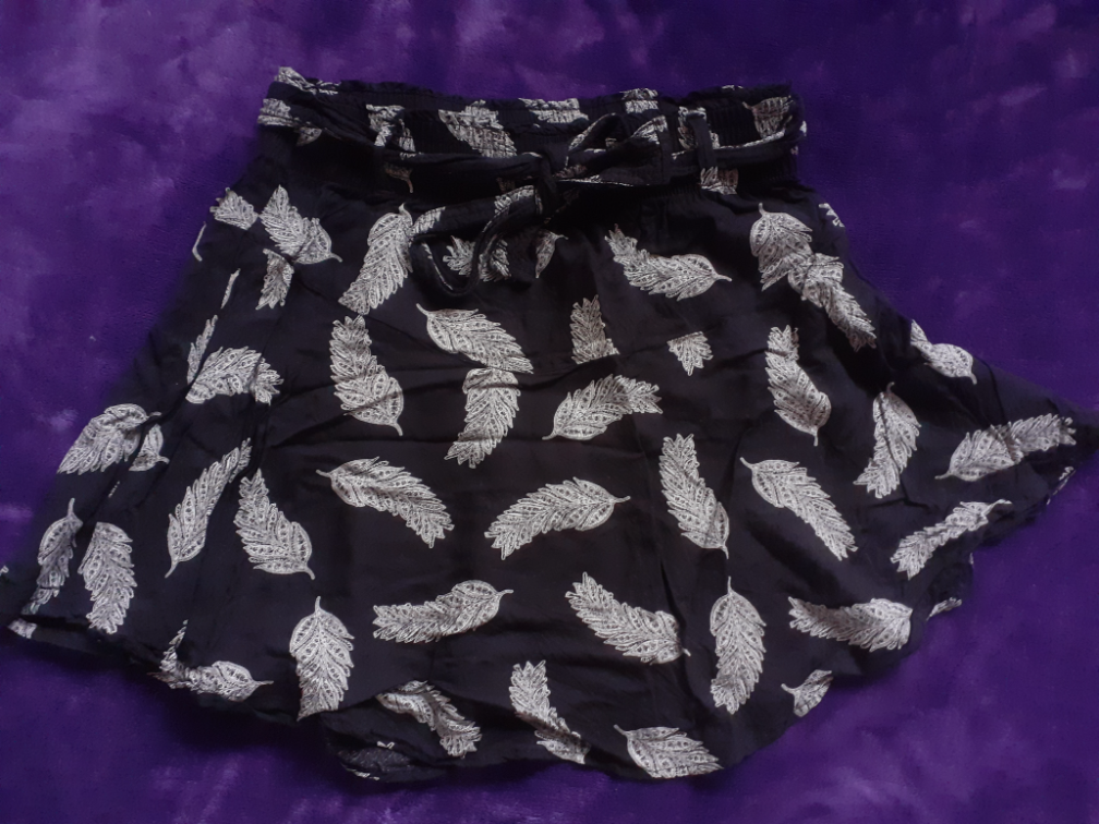 H&M crna viskozna mini suknja sa perima, 38 slika #1