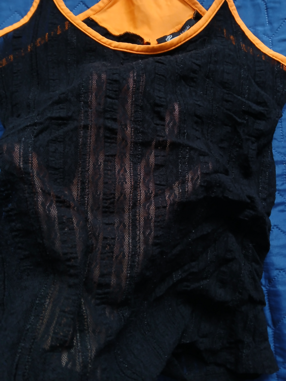 Kikiriki crno-narandzasta cipkana majica, M-L slika #3