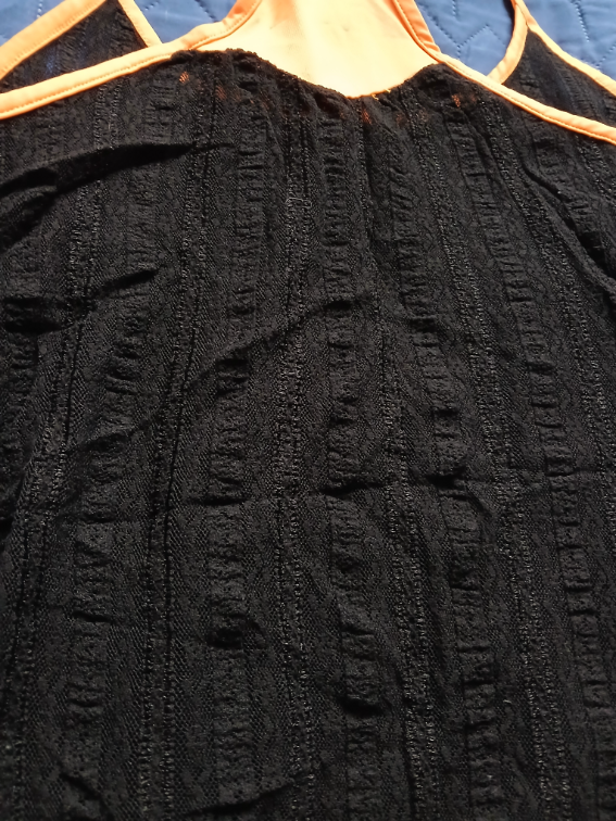 Kikiriki crno-narandzasta cipkana majica, M-L slika #5