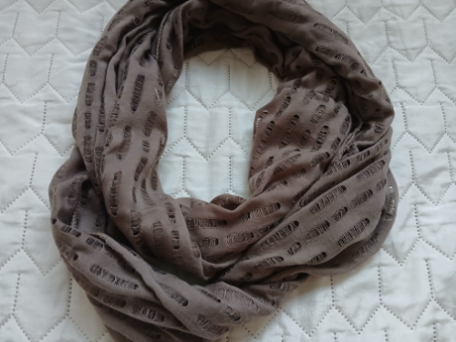 Velika rupicasta braon pamucna marama - esarpa