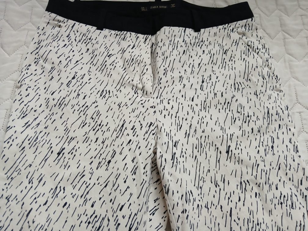 Zara belo-krem-crne dezenirane pantalone, S slika #3