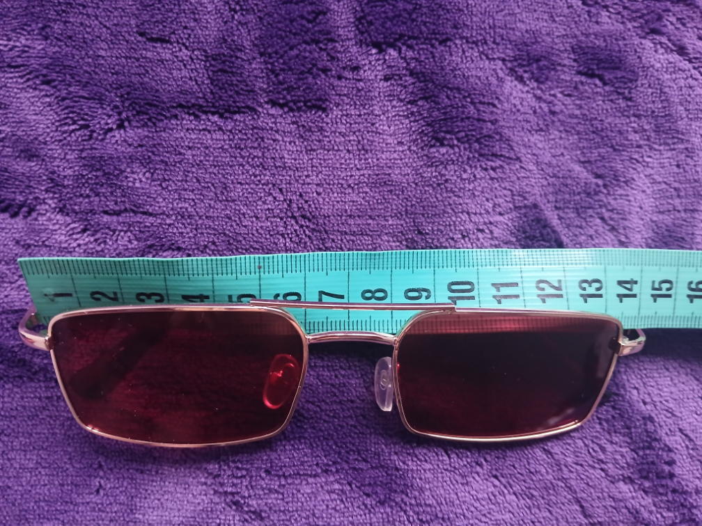 Cropp nove crvene cetvtaste naocare za sunce slika #5