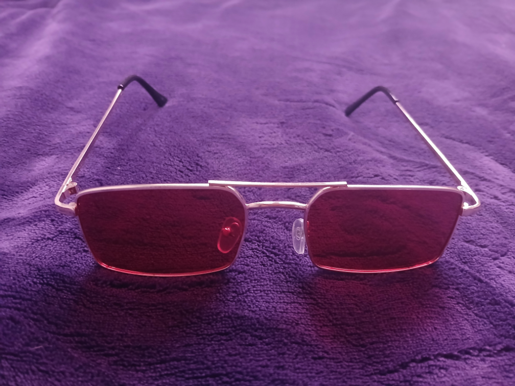 Cropp nove crvene cetvtaste naocare za sunce slika #1