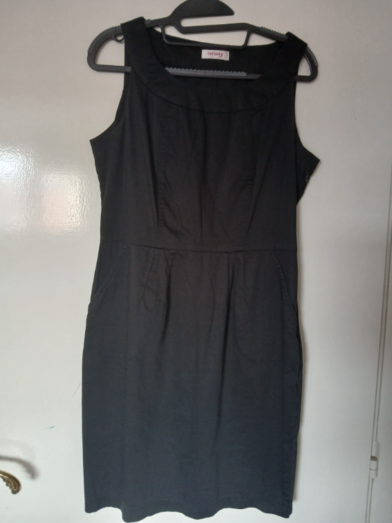 Orsay crna poslovna mini haljina, M-L slika #1