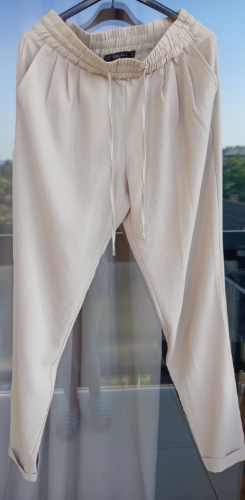 Zara bež pantalone
