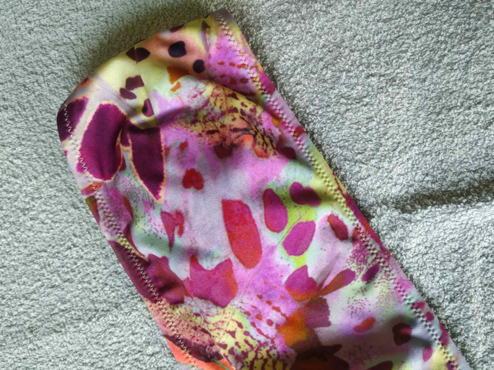Bikini top traka. Tropski. HM, NOVO slika #5