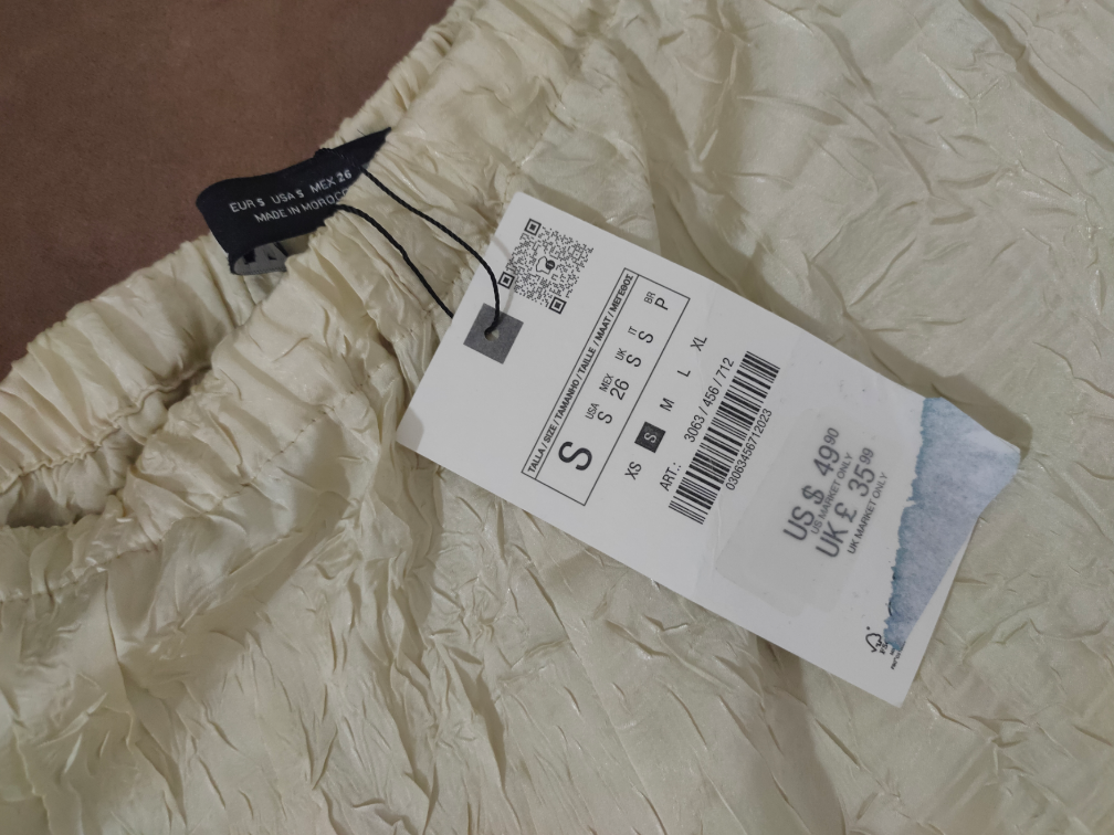 Zara nove pantalone slika #1