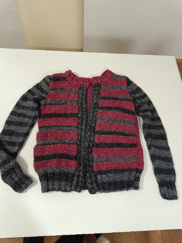 Šareni džemper jaknica na kopčanje 