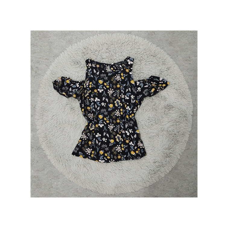 NEW LOOK cvetna bluza slika #1