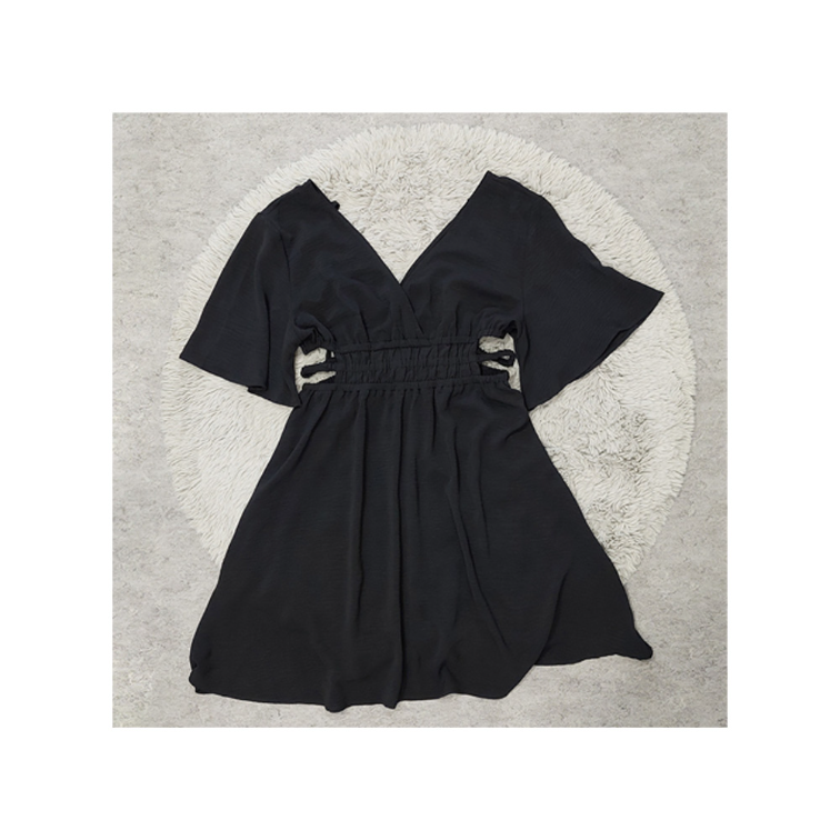 Crna haljina sa prorezima slika #1