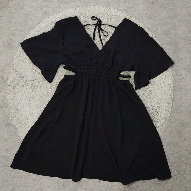 Crna haljina sa prorezima slika #3