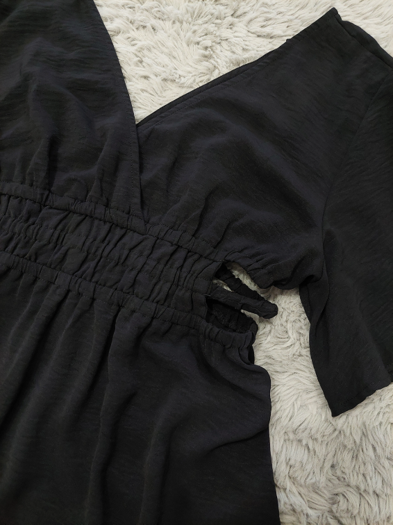 Crna haljina sa prorezima slika #5