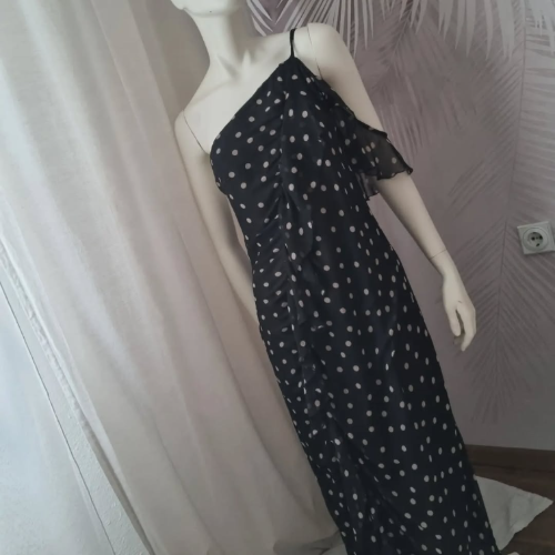 Nova Zara haljina odgovara XL odg za L
