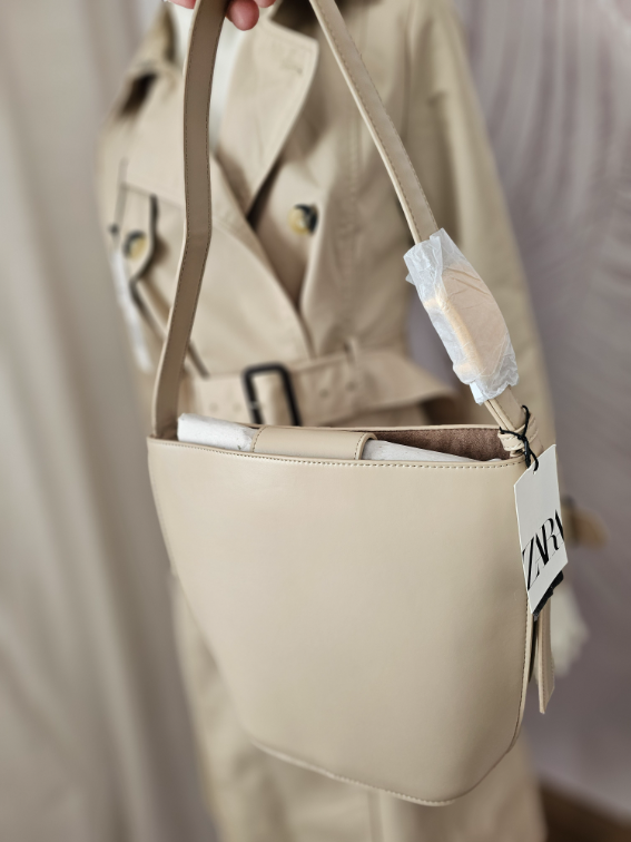 ZARA vrećasta torba – NOVA – 2.500 RSD slika #1
