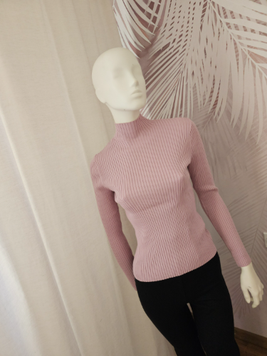✨ Nova Zara polurolka – S ✨ 💰 Cena: 1.700 RSD  