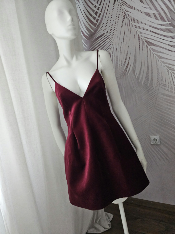 Nova Zara mini bordo haljinica S/M slika #1