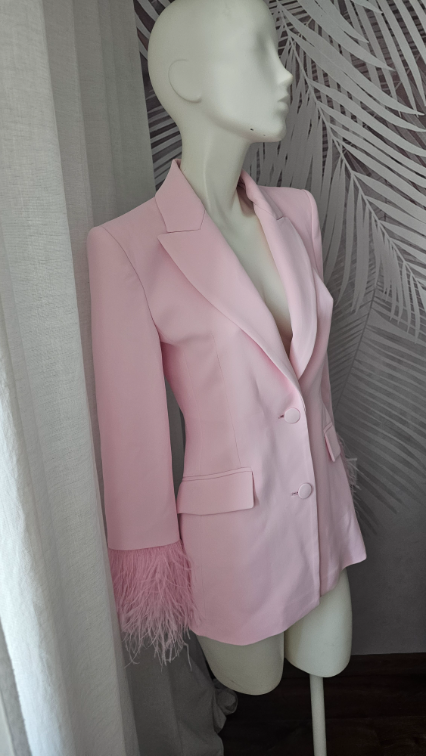 Najpopularniji Zara bebi roze sako sa perjem slika #5