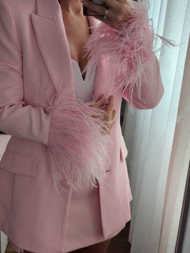 Najpopularniji Zara bebi roze sako sa perjem