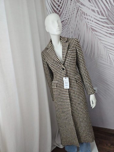 Nov Zara viralni kaput Xs vel 