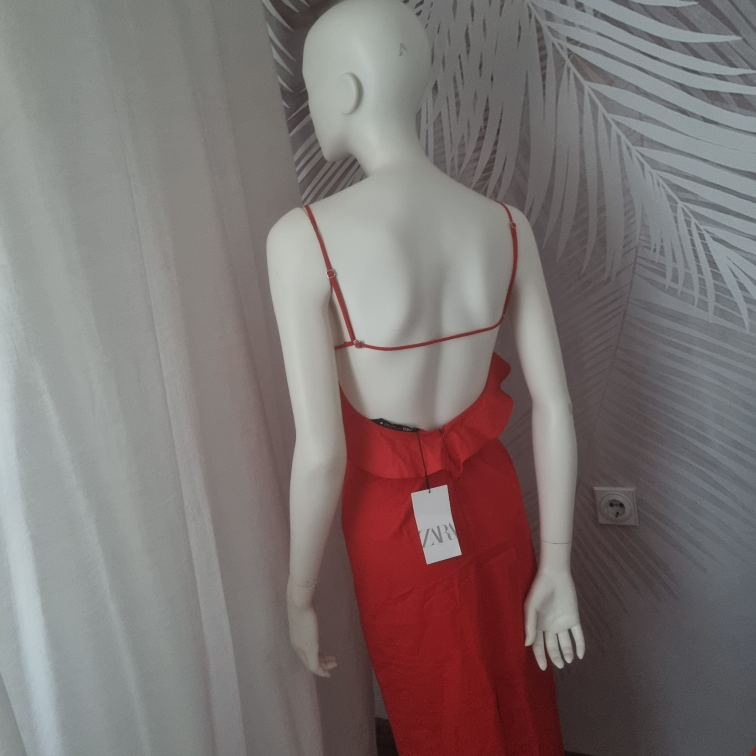 Nova Zara midi haljina sa karnericima  slika #2