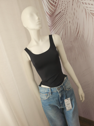 Nov zara bodi s vel