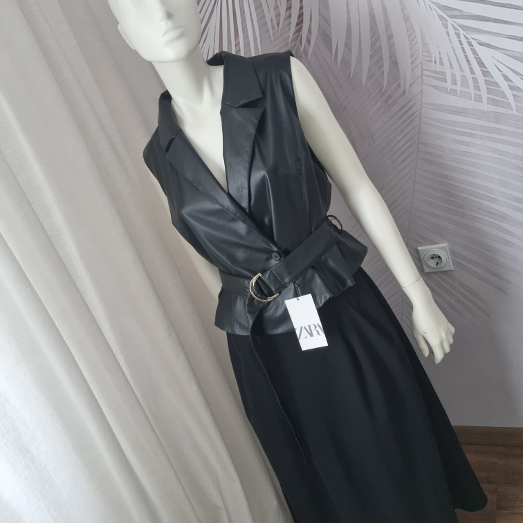 Nova Zara haljina – kontrastna, midi – XS – 3.500  slika #5