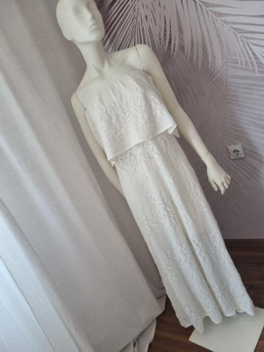 Nova Zara haljina – trikotaza, midi – M – 3.000 