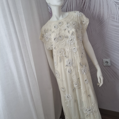 Zara haljina sa perlicama za posebne prilike 