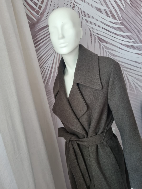 Nov Zara maslinasti kaput XL odg i za XXL slika #3