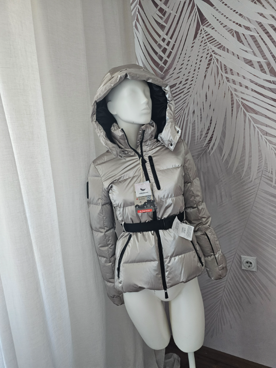 ZARA ski jakna – NOVA, XS – 15.000 RSD slika #1