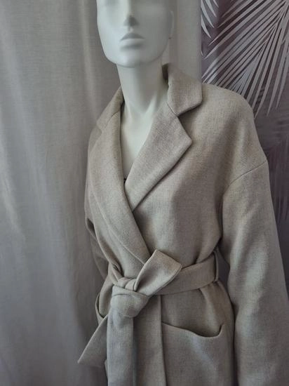 Nov Zara kaput Xs vel ali odgovara za M slika #3