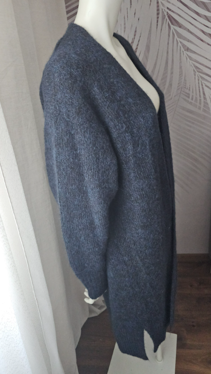 Nov sa etiketom Zara deblji teget kardigan  slika #5