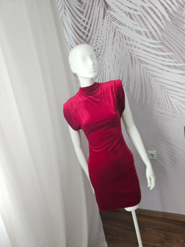 Nova Zara crvena haljina Xs vel 