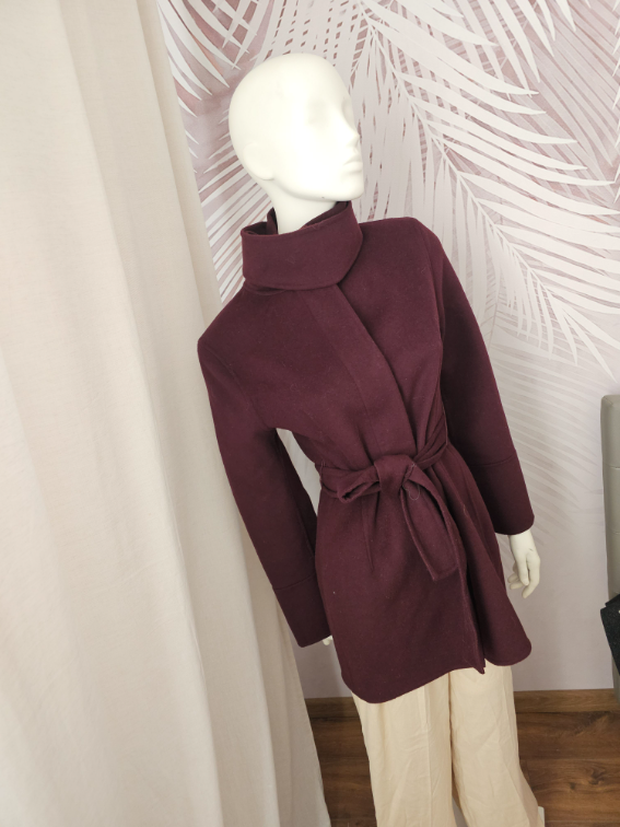 Nov Zara kratki bordo kaput sa kaisem slika #2