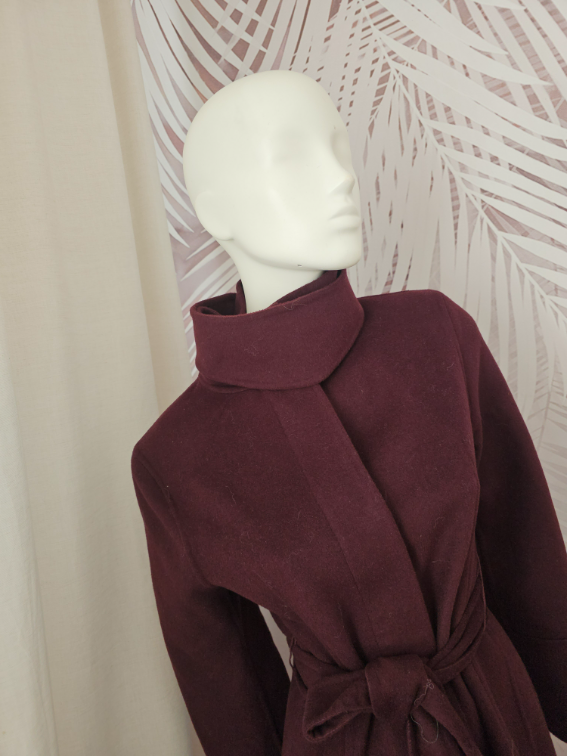 Nov Zara kratki bordo kaput sa kaisem slika #3