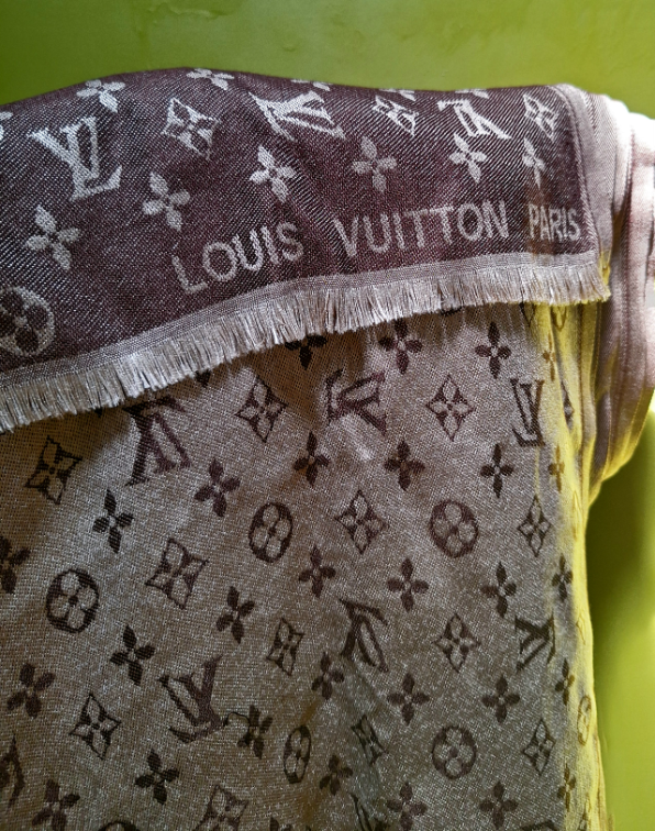 Louis Vuitton marama slika #3