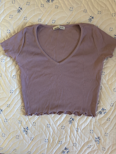 Ljubičasti crop top