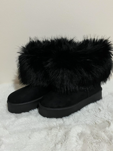 Čupave čizme, poput UGG, 38,5, NOVO 