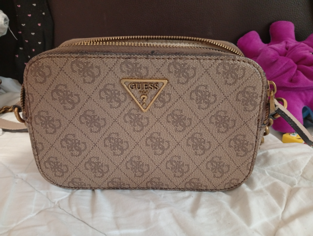 Guess torba slika #1