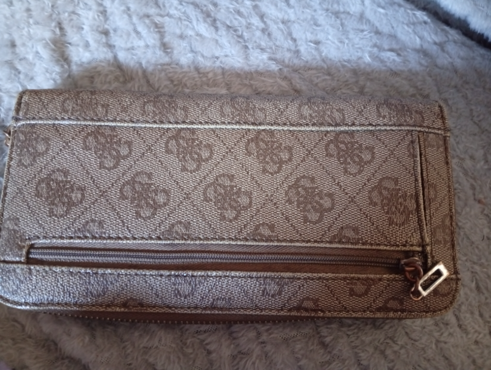 Guess novcanik slika #2